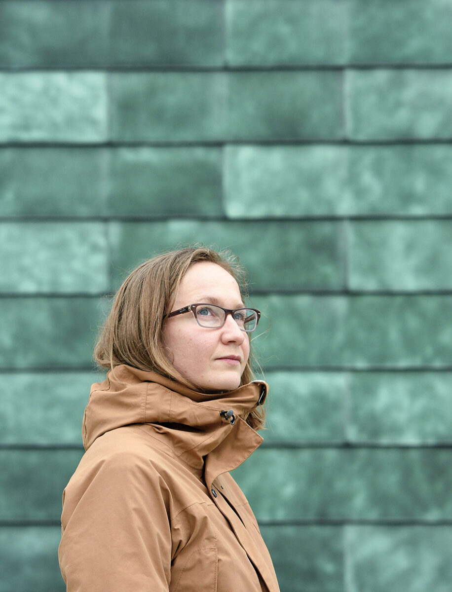 PERSONA GRATA EVELIN SEPPAR