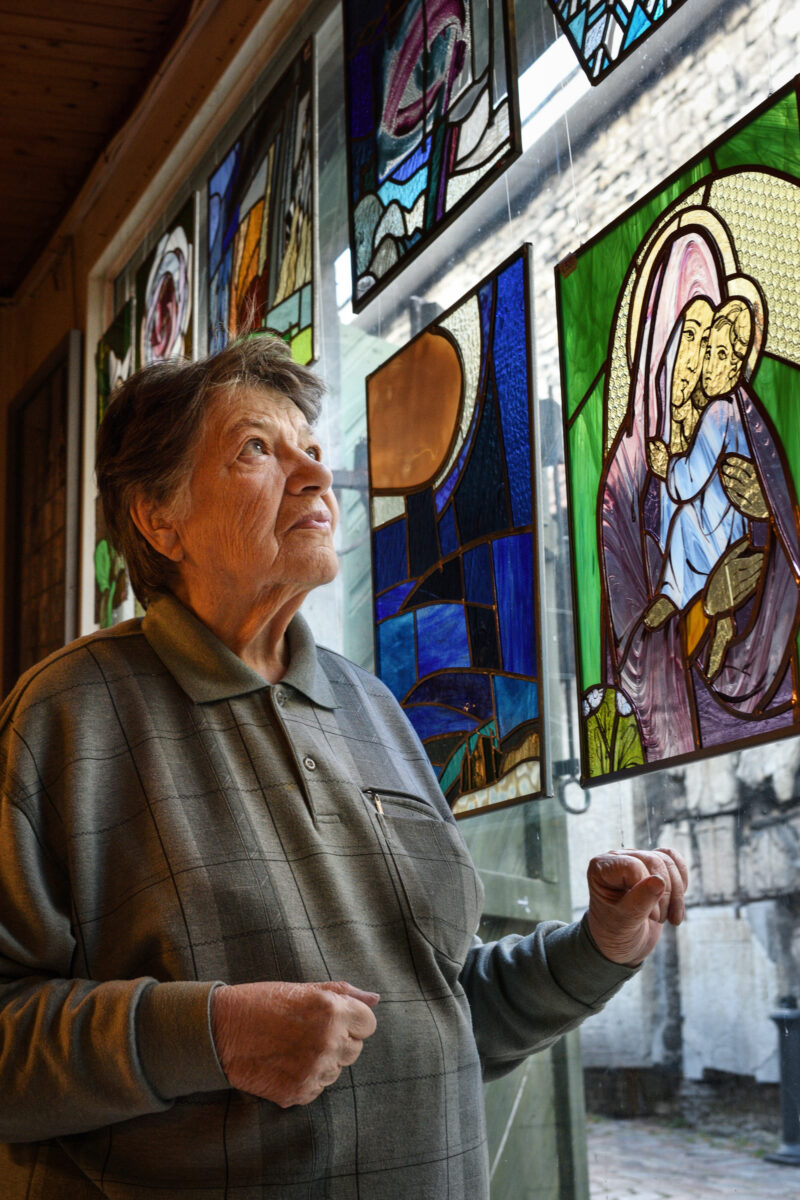 VASTAB DOLORES HOFFMANN II