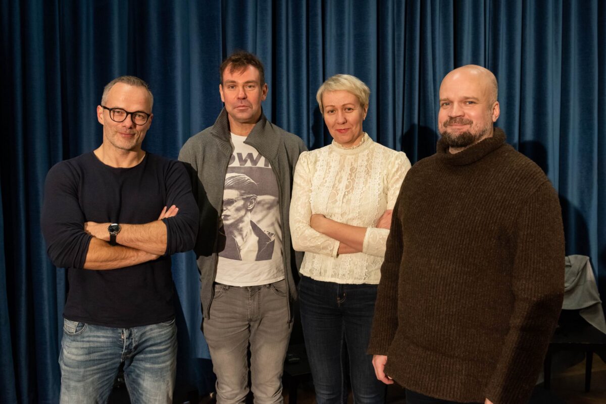 TEATRIVAHT. Andres Noormetsa &ldquo;Kirsiaed&rdquo; Ugalas ning Ingomar Vihmari &ldquo;Kolm &otilde;de&rdquo; Endlas ja Mustas Kastis