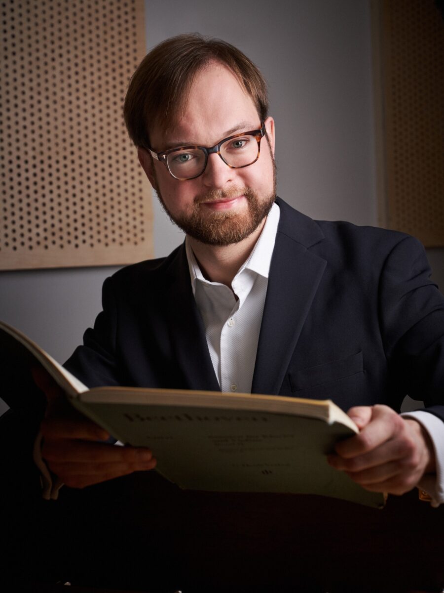 KATSE HAARATA MODERNISMI