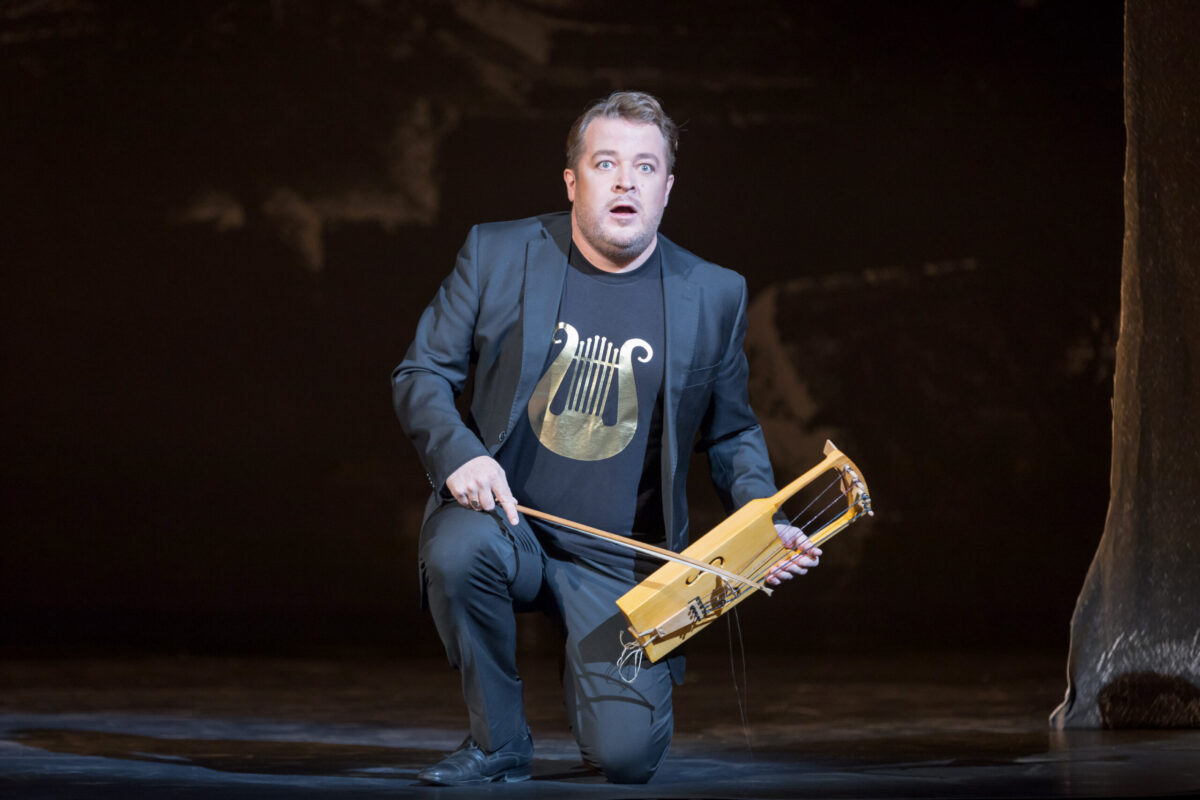 OPORTUNISTLIK JA PLAHVATUSOHTLIK ALLEGOORIA?