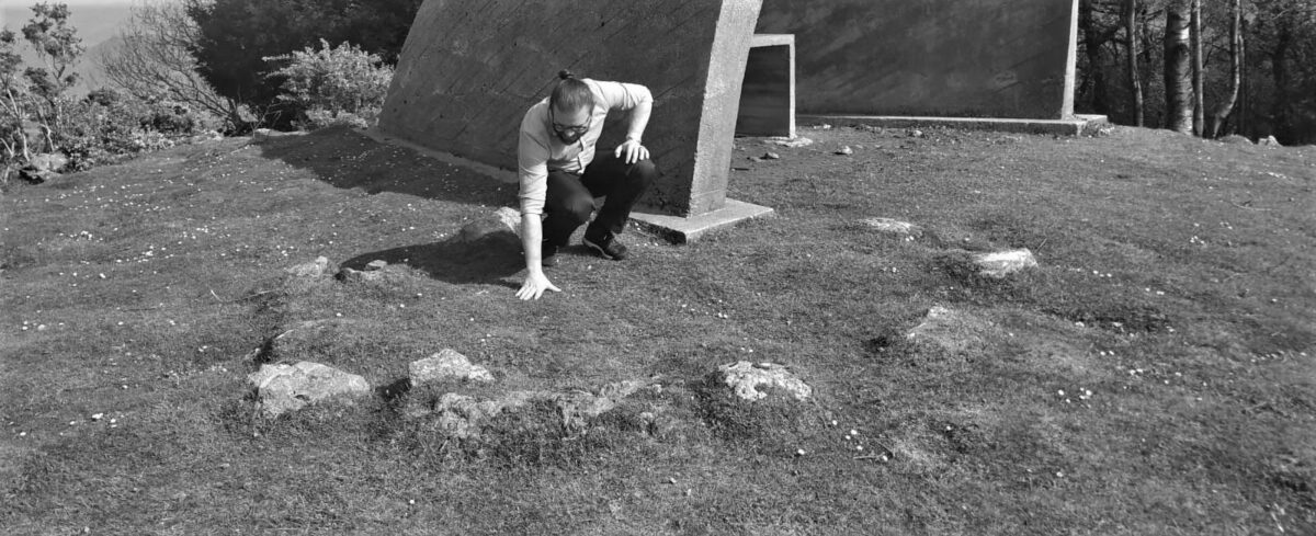 MÕTISKLUS PÜHADUSE TÄHENDUSE ÜLE KUNSTIS