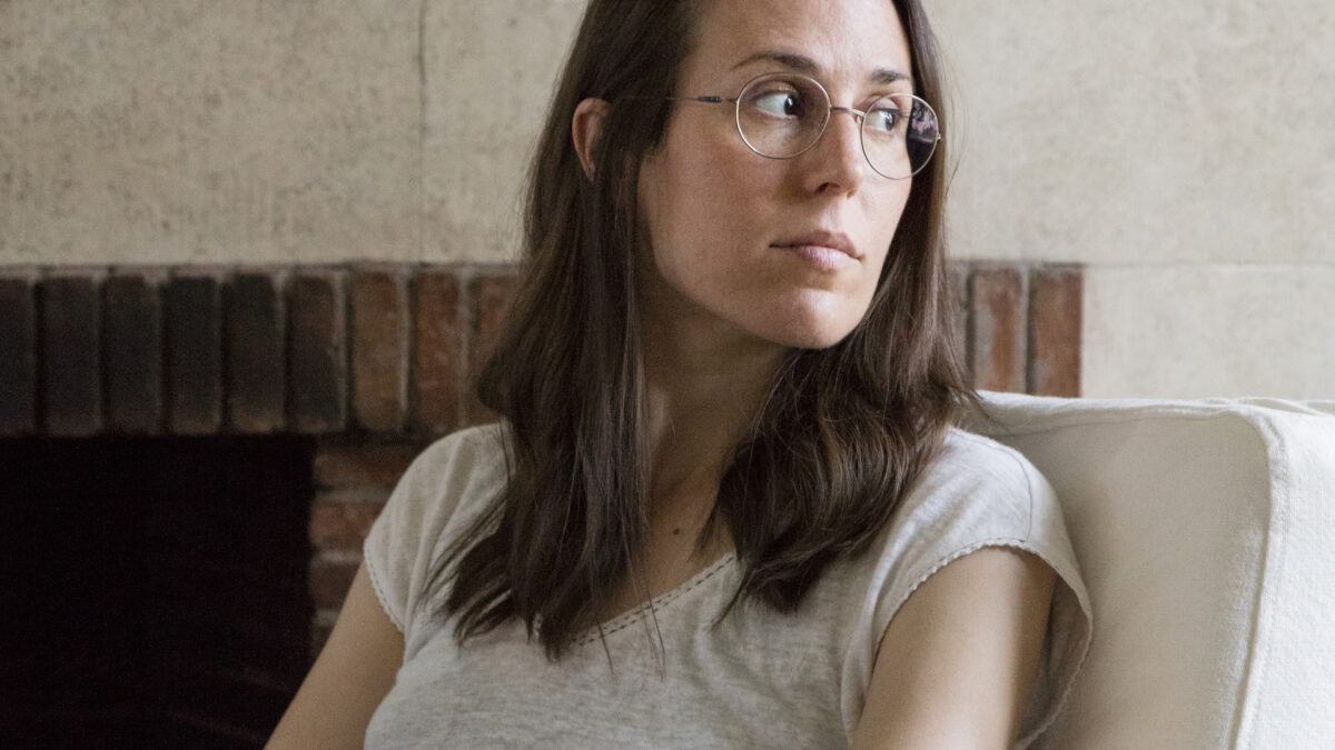 SISSEVAADE CLARA IANNOTTA HELIMAAILMA