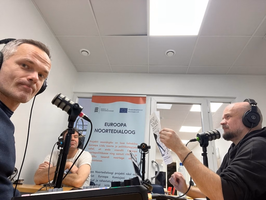 TEATRIVAHT. Mart Kangro, Von Krahli Teatri ja Kanuti Gildi SAALi &bdquo;Pantheon&rdquo;