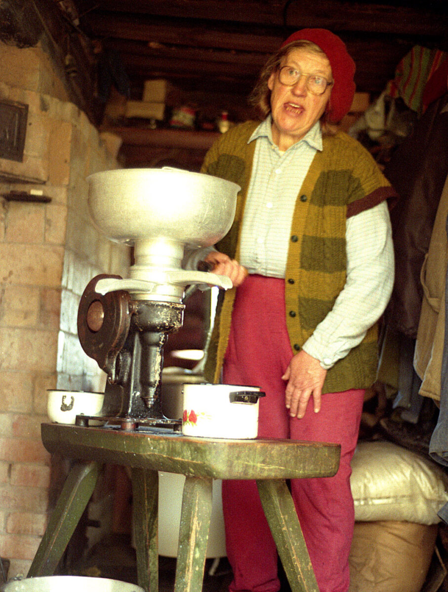 ENN SÄDE FOTOALBUM 48. Nellile