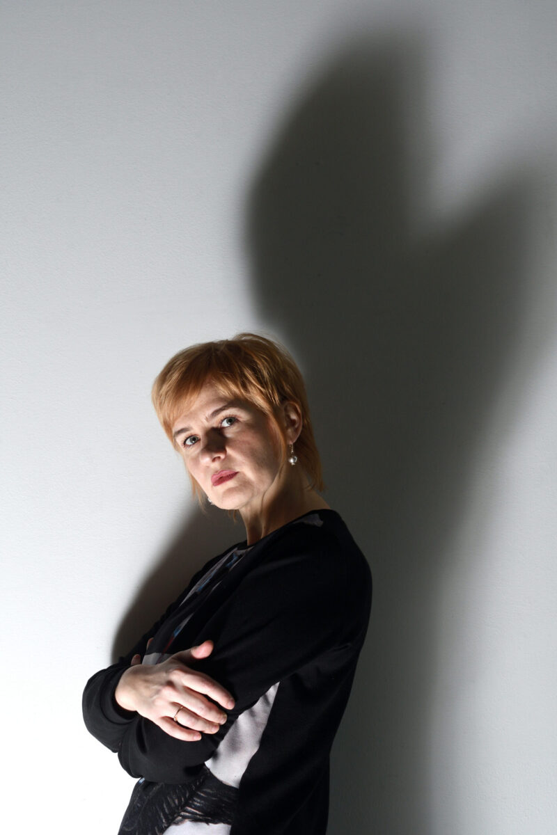 PERSONA GRATA ALYONA MOVKO-M&Auml;GI