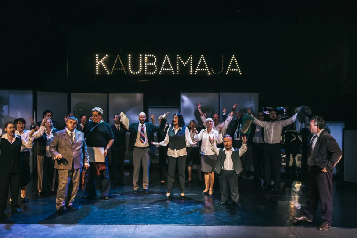 MUUSIKATEATER ÜHISKONDLIKE PROTSESSIDE KEERISES III