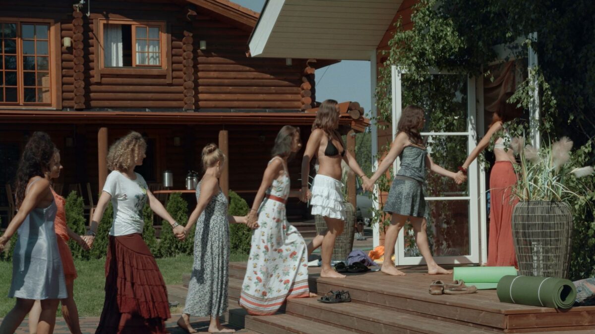 MITMIKARMASTUSE KEERULISED TEED