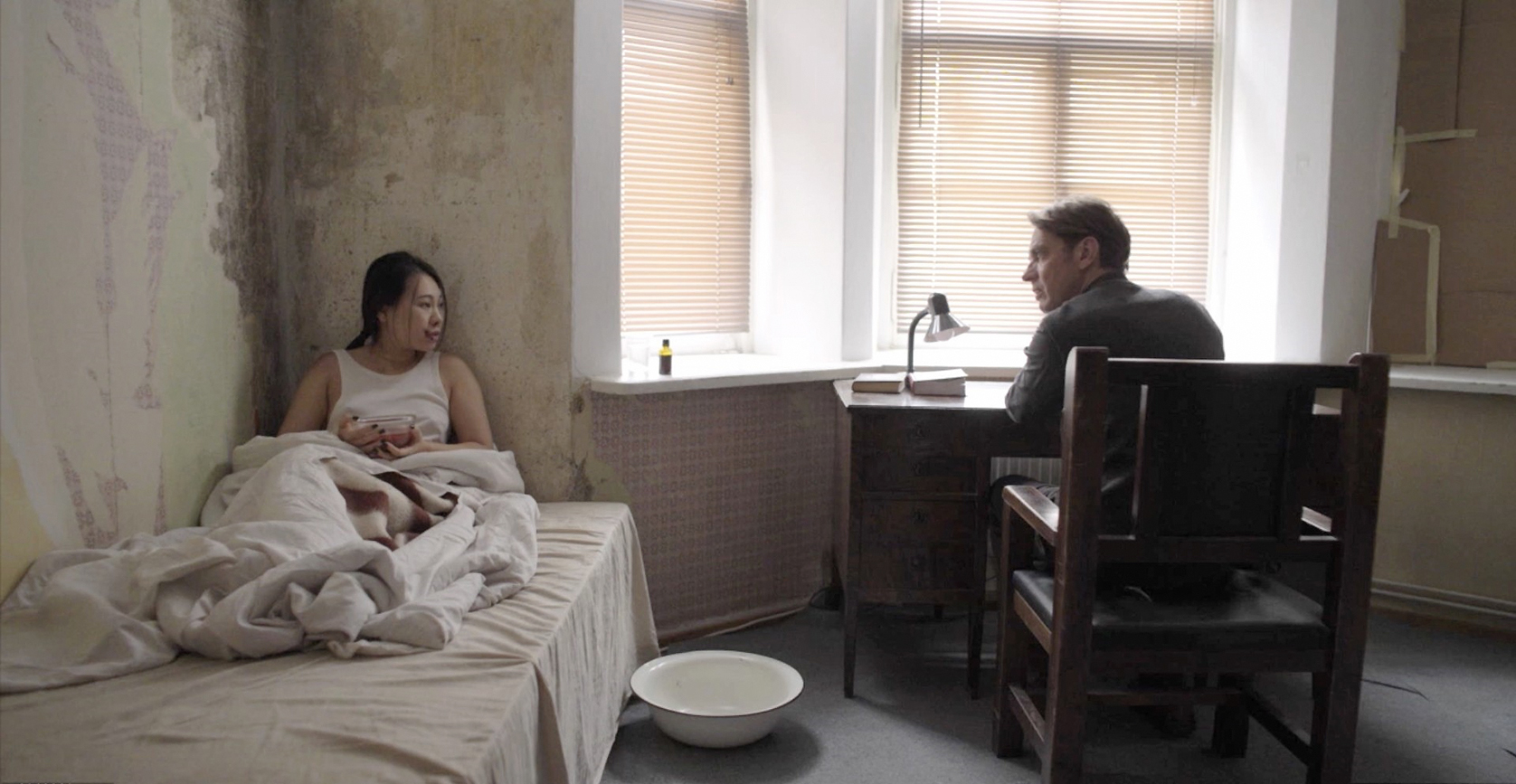 NEETUD ĂśHEMÕÕTMELINE MEES