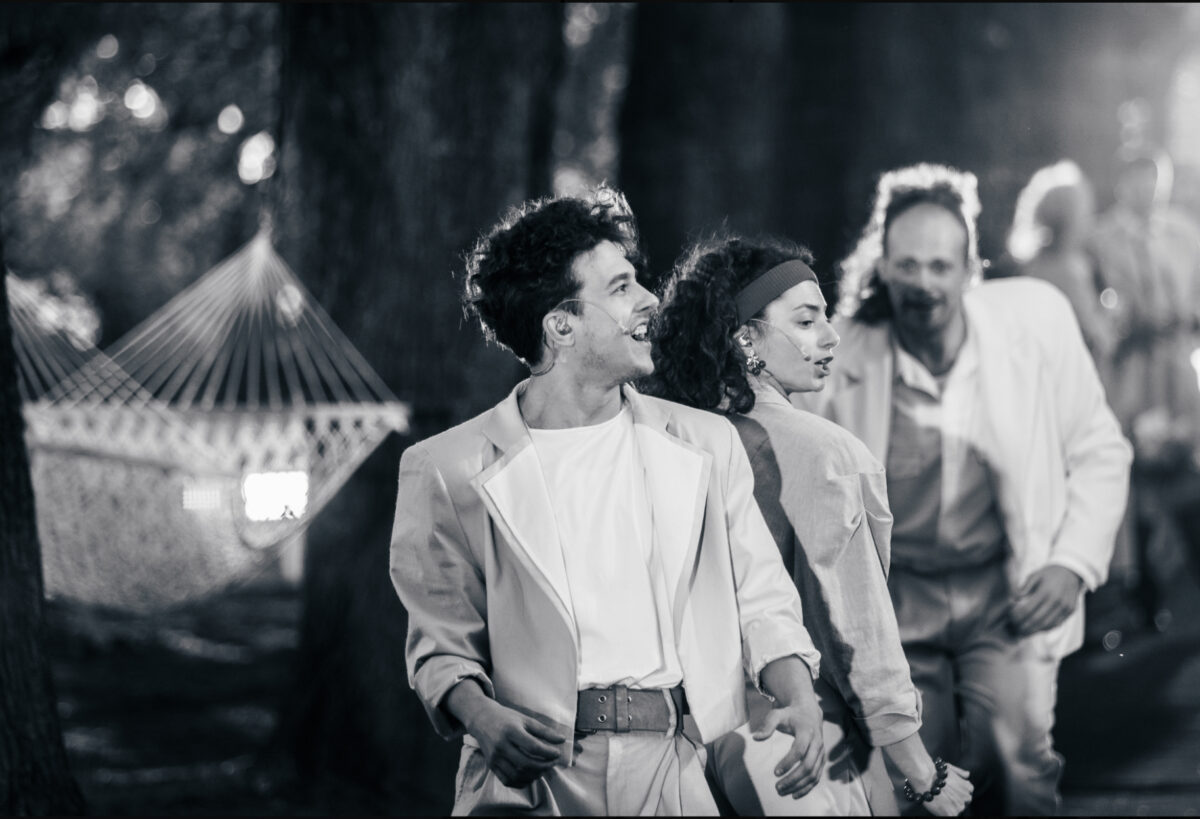 SUVETEATER 2025: GESAMTKUNSTWERK, RAHVUSPOLIITILISUS JA STAMBID